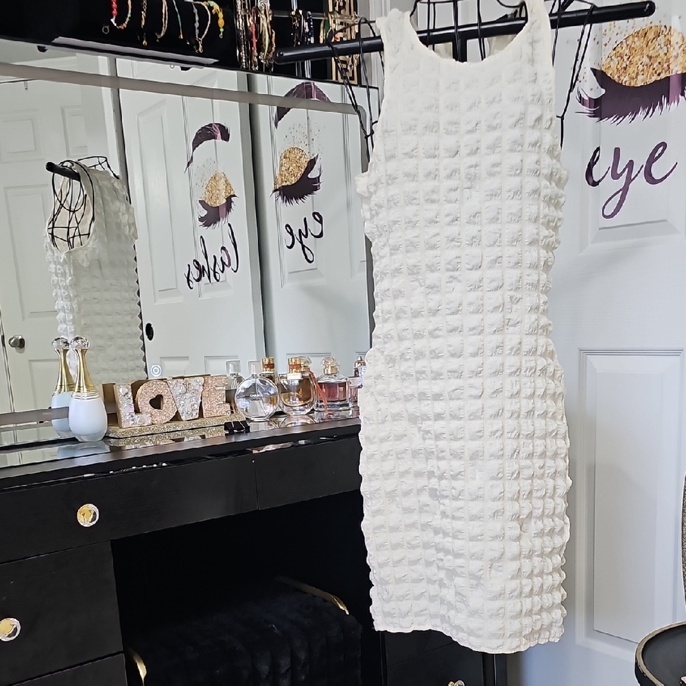 Forever 21 White Textured Mini Dress